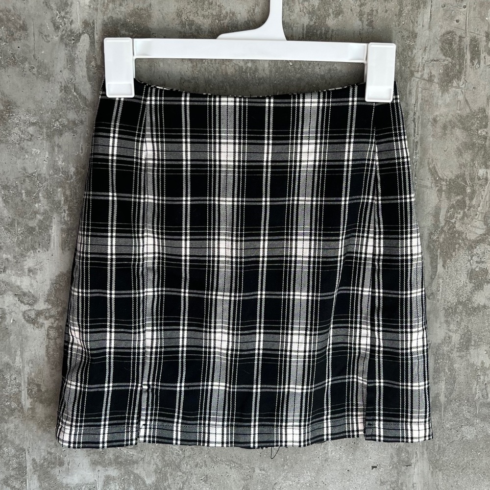 Brandy Melville Plaid Mini Skirt